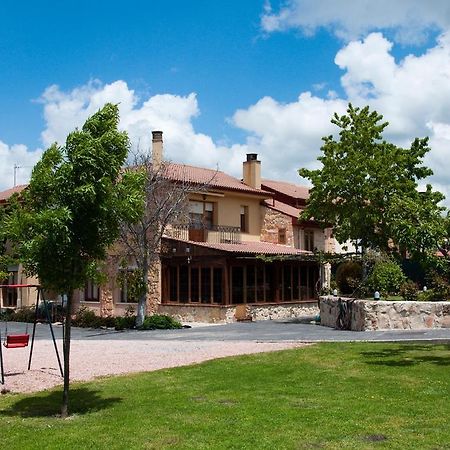 Hospederia Gemma Hotel La Lastrilla Eksteriør billede